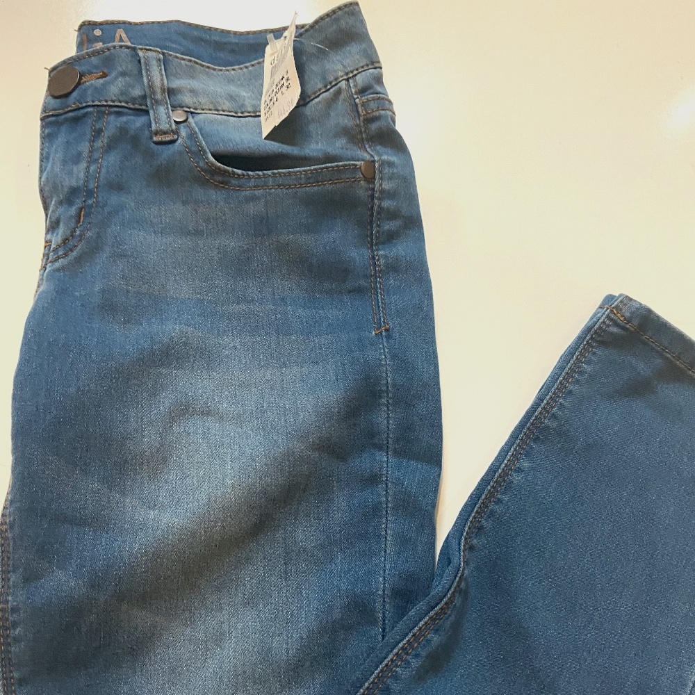 dELiA*s Oliva Jeans